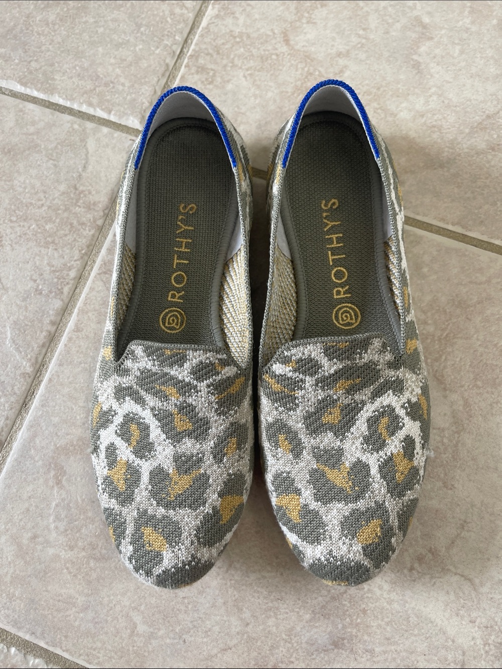 Rothy's Women's Gray, White & Gold Leopard-Print Flat